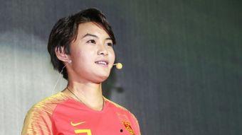 阿春的明星赛,星光熠熠，激情四溢的篮球盛宴