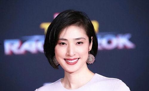 2000年国外明星,2000年闪耀国际舞台的明星风云录