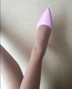 老婆得丝袜高跟鞋口述,探寻老婆的性感秘密