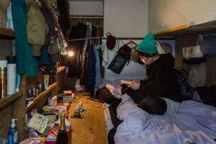 蜗居免费全集观看高清7,揭秘都市生活背后的温馨故事